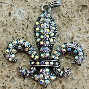 Rhinestone Fleur-de-Lis Pendant adorned with rhinestone srystals